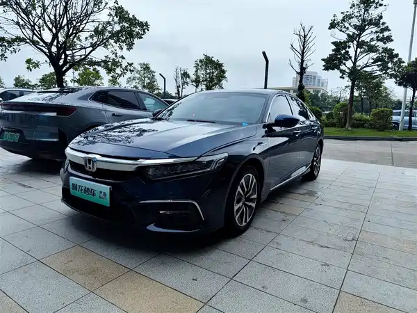 Honda Inspire 2020