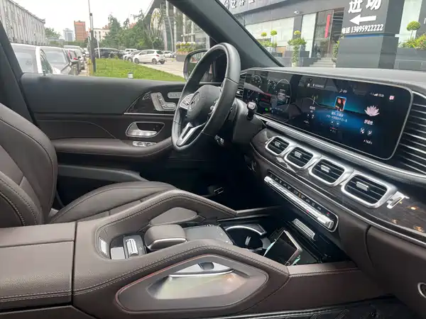 Mercedes-Benz GLS 2022