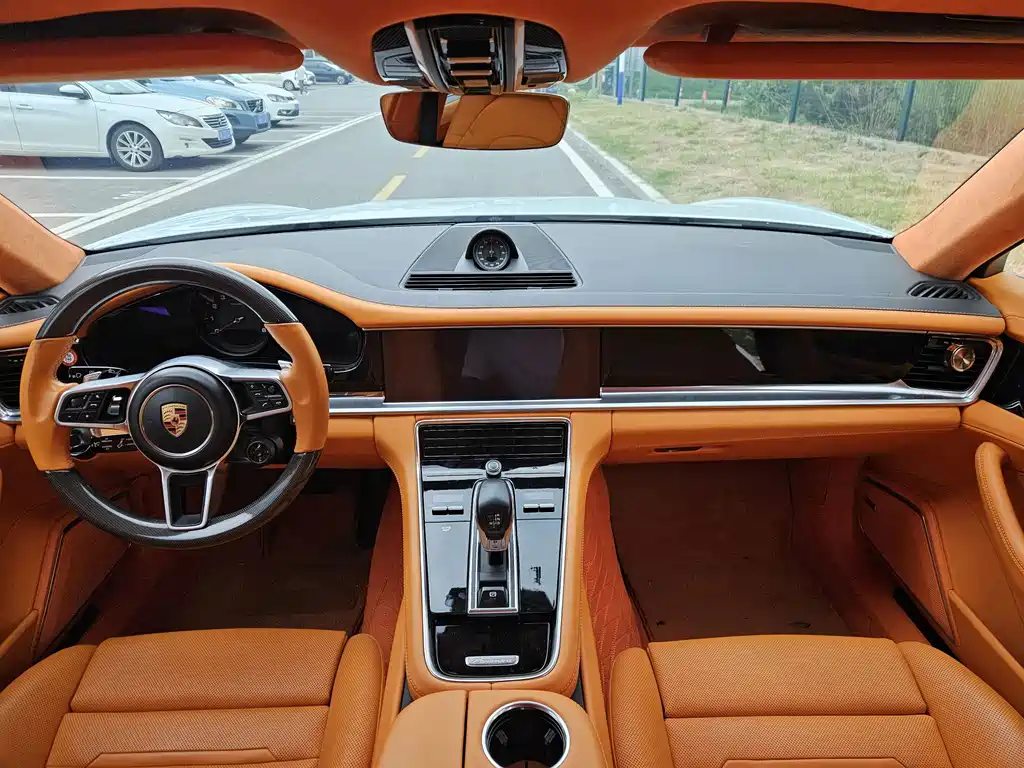 Porsche Panamera 2017 — фото 7