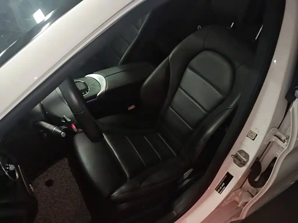 Mercedes-Benz C-Class 2020 — фото 15