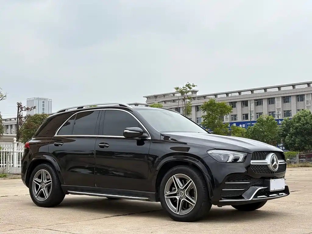 Mercedes-Benz GLE 2021 — фото 3