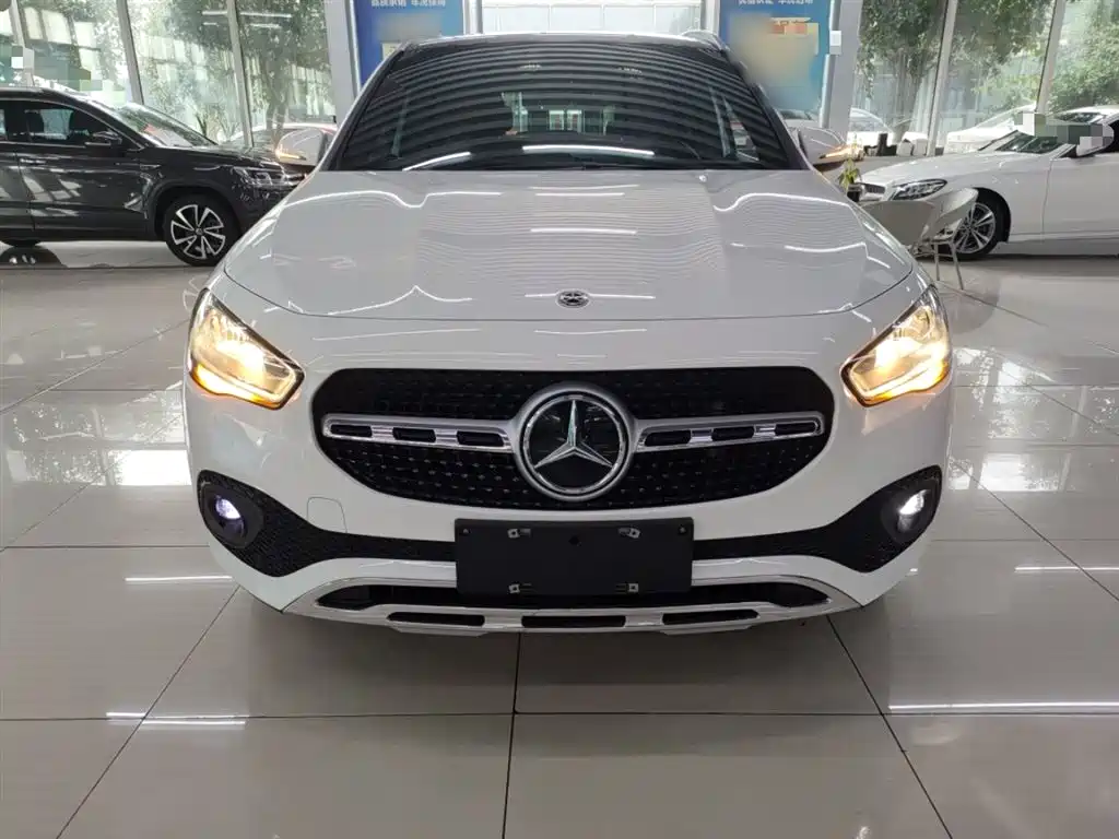 Mercedes-Benz GLA 2021 — фото 19