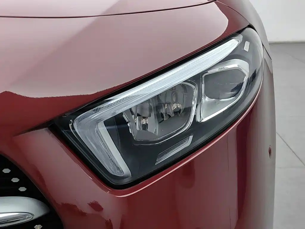Mercedes-Benz A-Class 2021 — фото 7