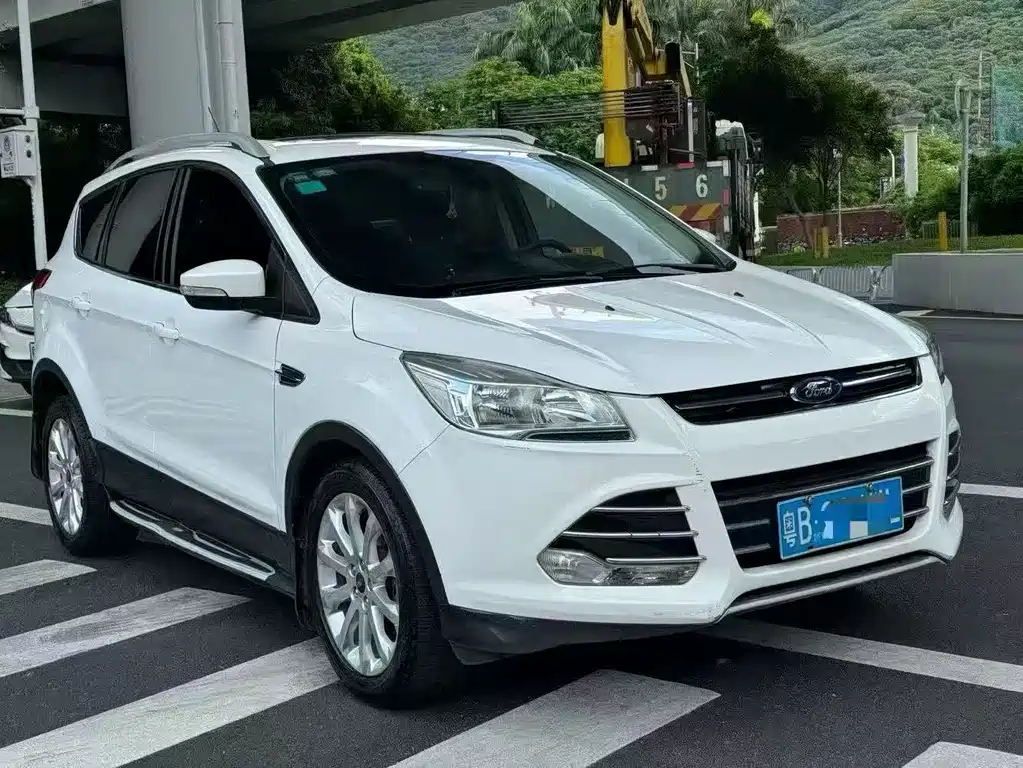 Ford Kuga 2013 — фото 2