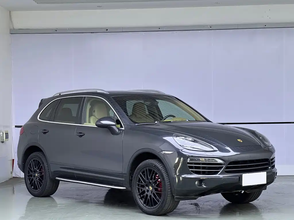 Porsche Cayenne 2013 — фото 3
