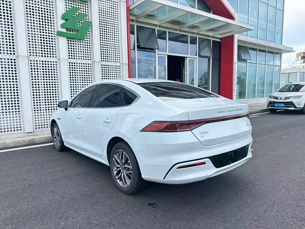 BYD Qin PLUS 2025 — фото 26
