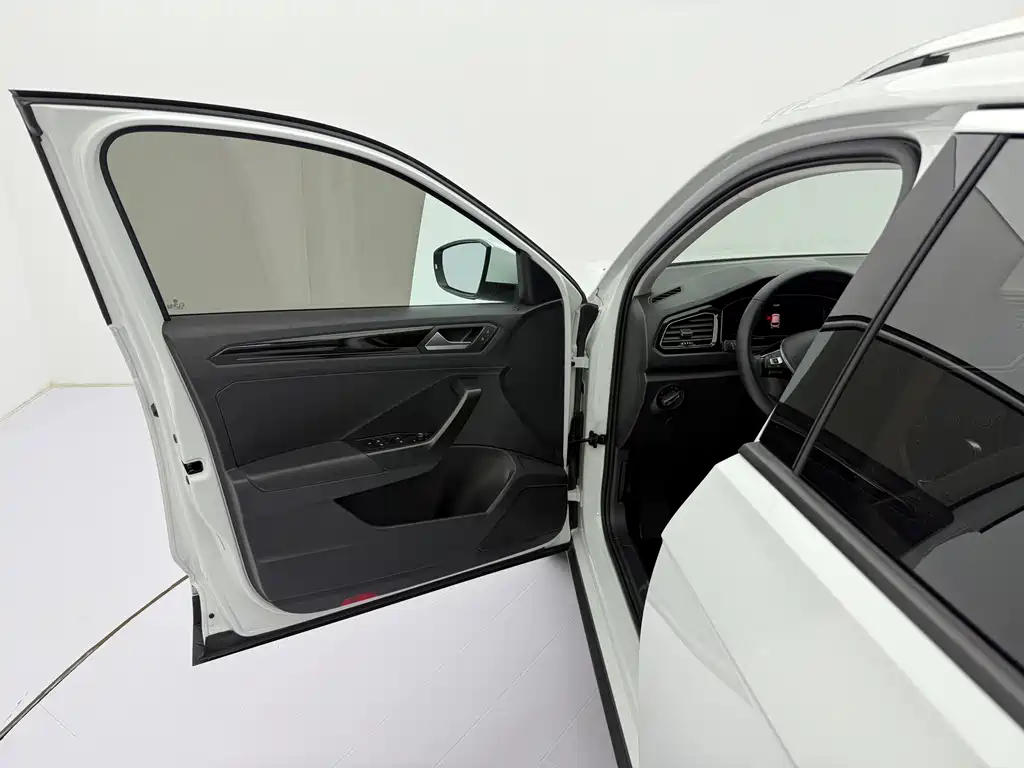Volkswagen T-Roc 2022 — фото 22