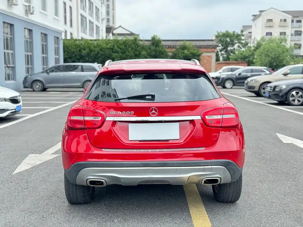 Mercedes-Benz GLA 2015