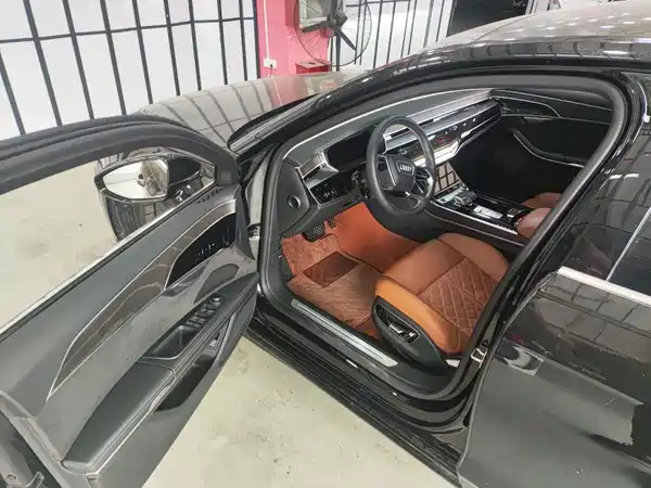 Audi A8 2023