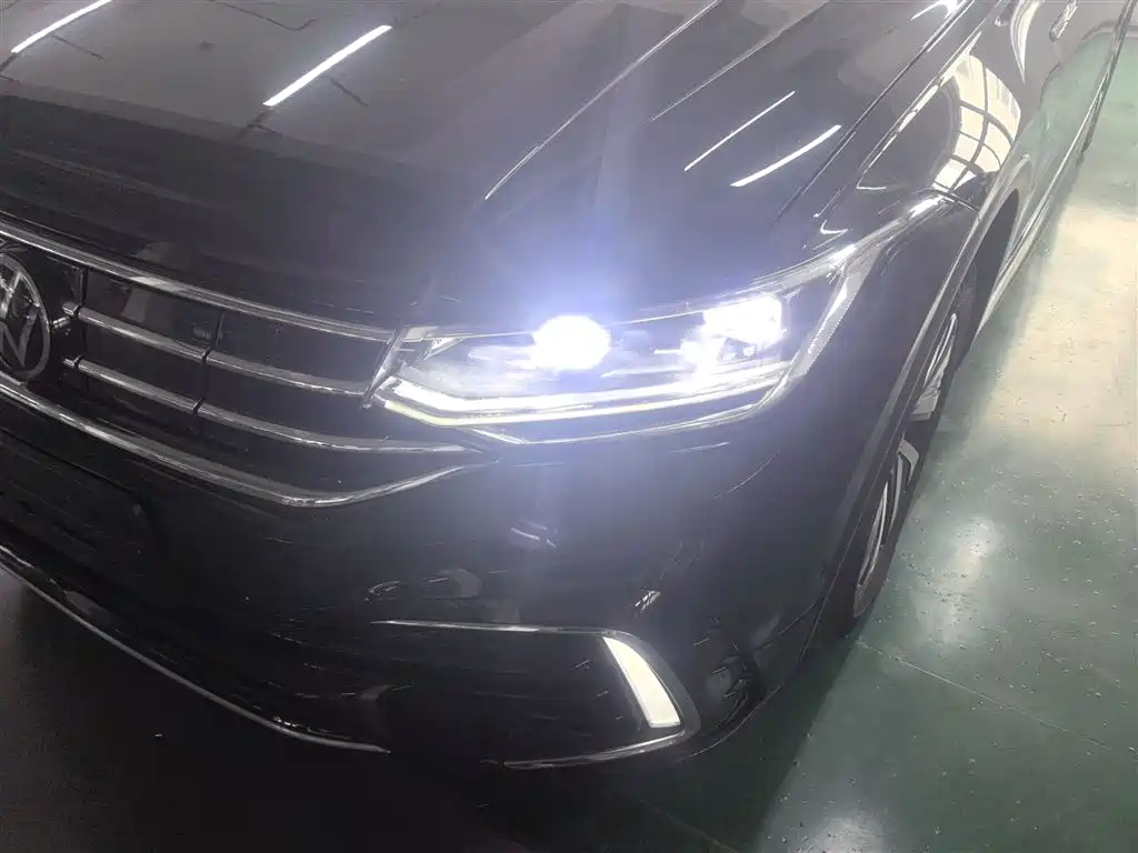Volkswagen Tiguan L New Energy 2023 — фото 18