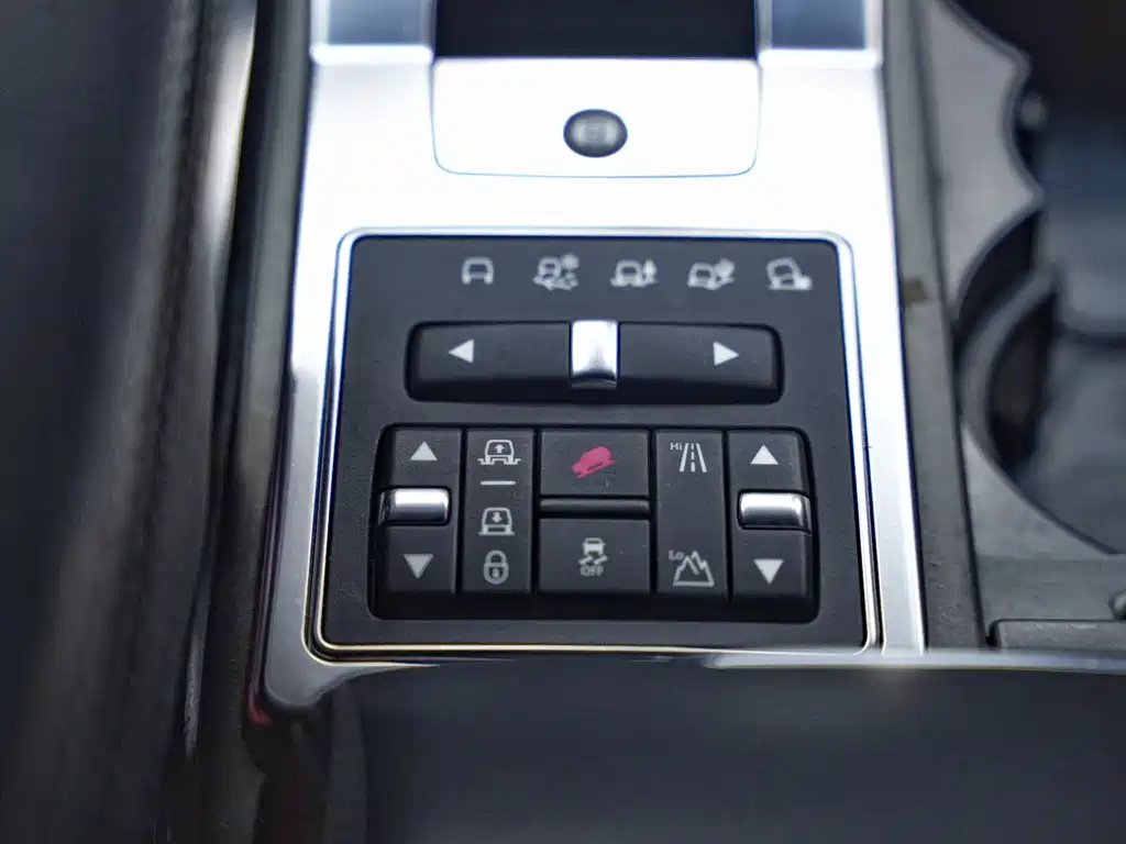 Land Rover Sport 2012 — фото 17