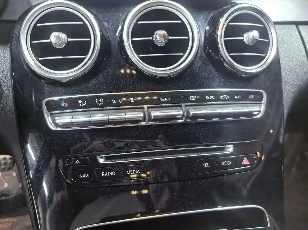 Mercedes-Benz C-Class 2018 — фото 10