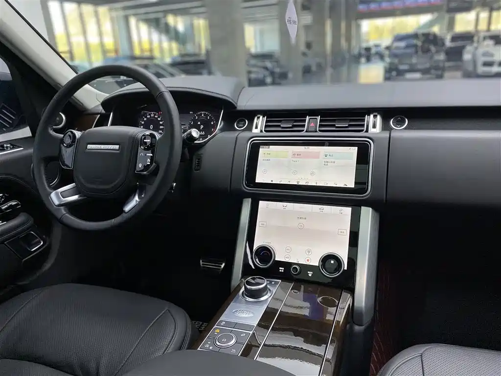 Land Rover Range Rover 2022 — фото 14