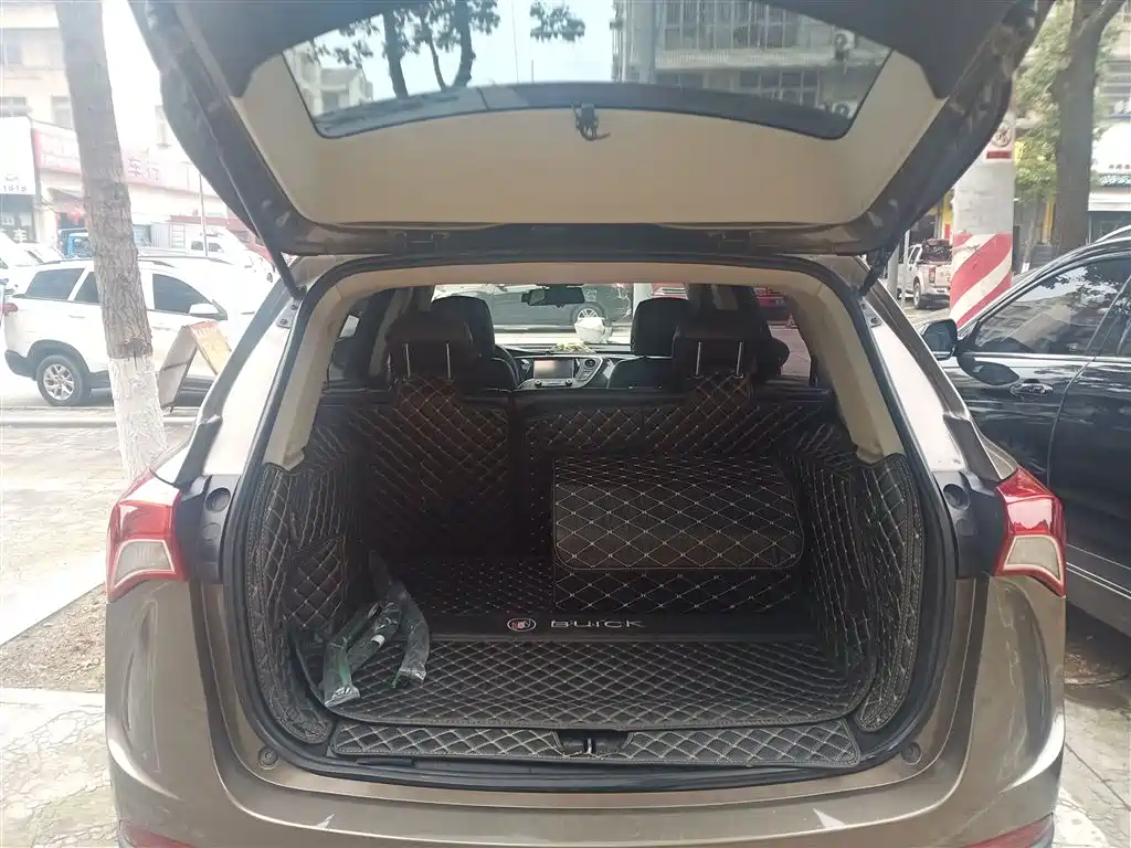 Buick Envision Plus 2018 — фото 19