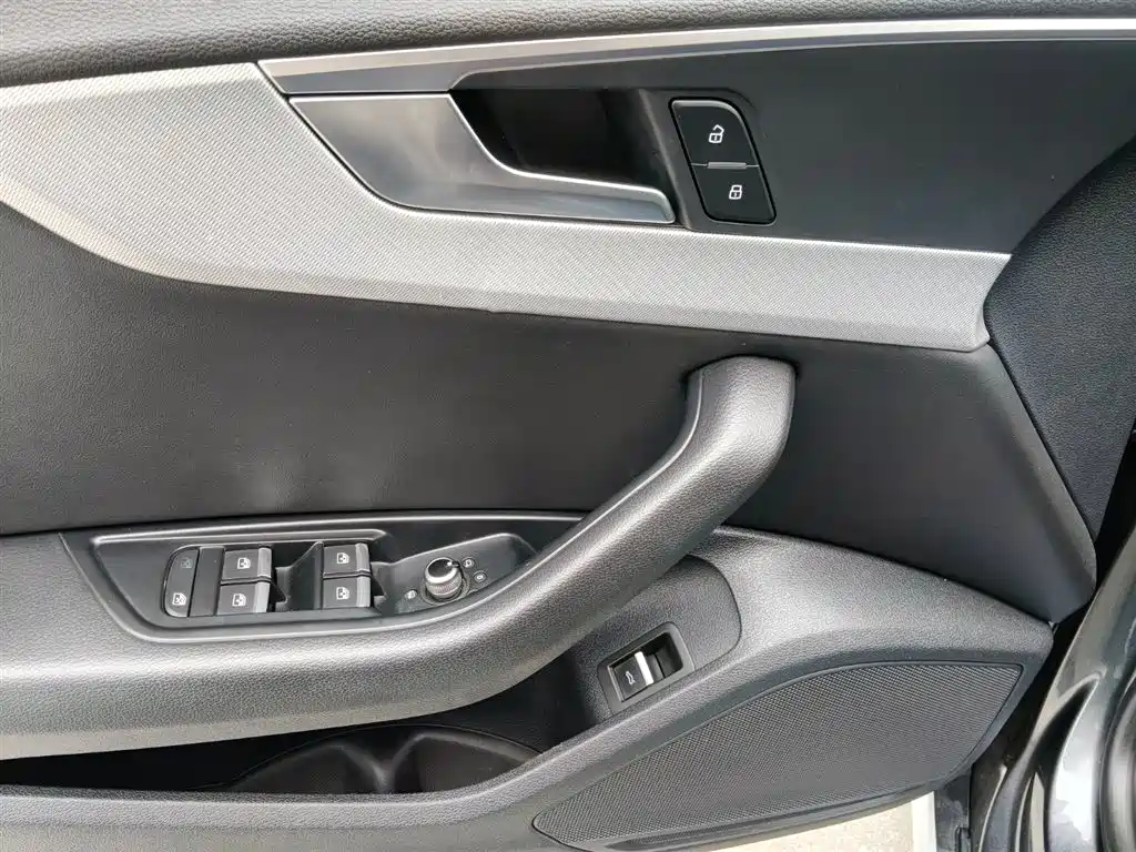 Audi A5 2021 — фото 10