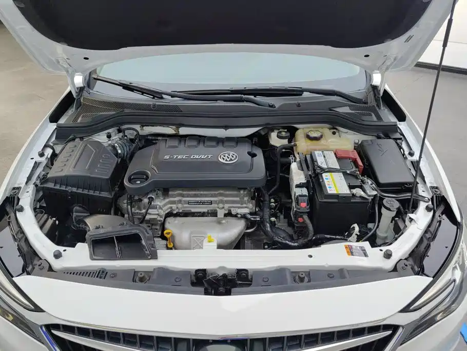 Buick Excelle GT 2022 — фото 10