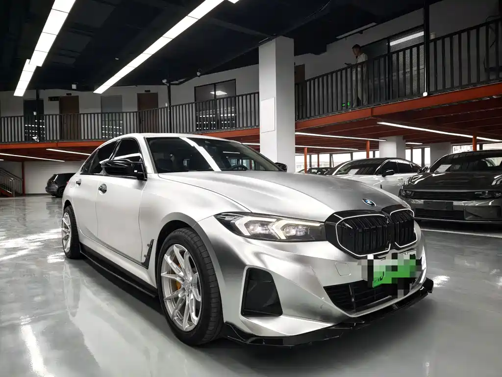 BMW i3 2024 — фото 3