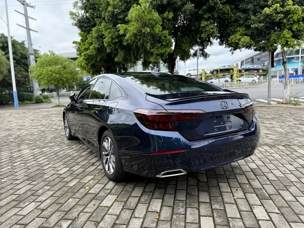 Honda Inspire 2020 — фото 10
