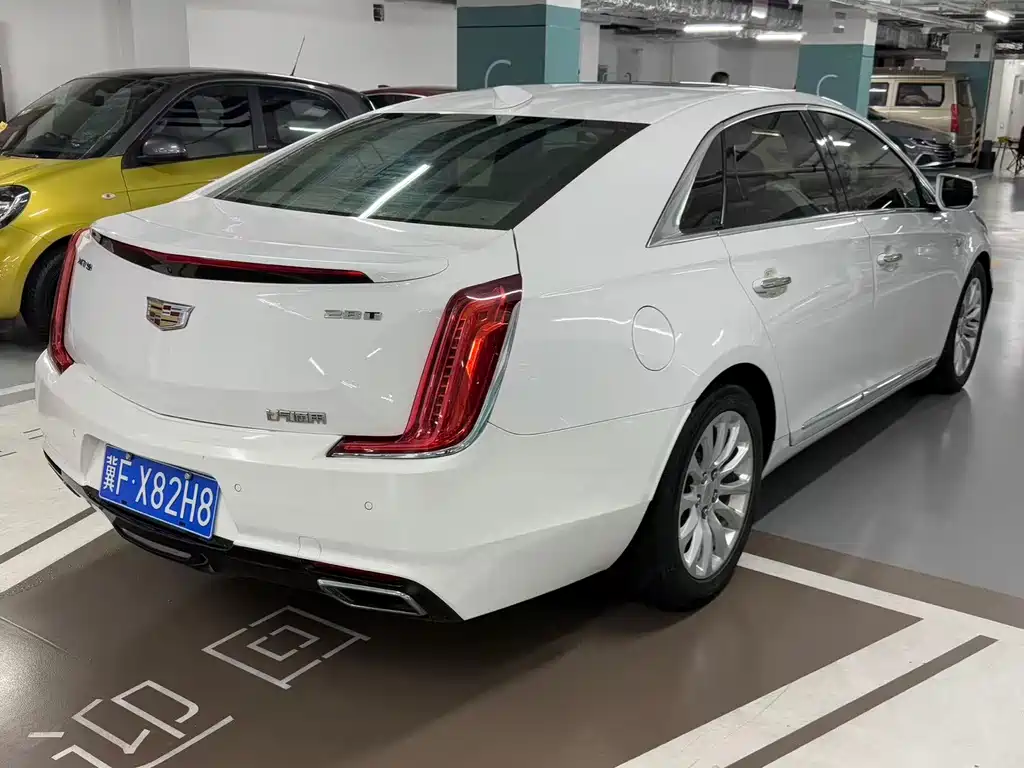 Cadillac XTS 2019 — фото 5