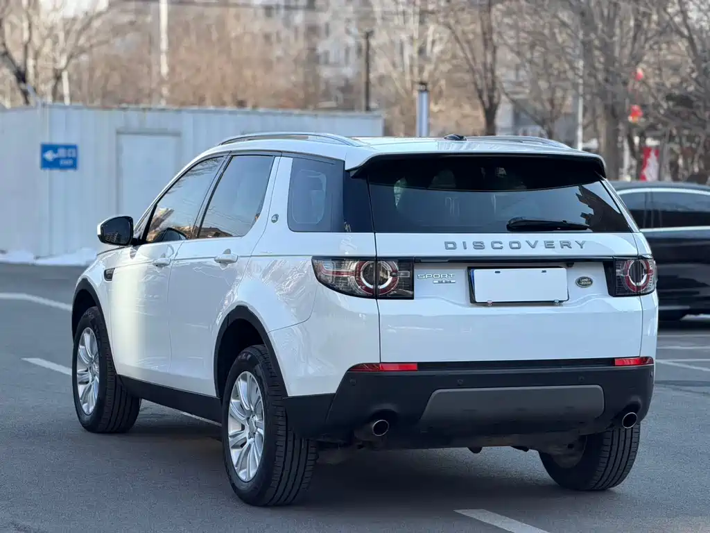 Land Rover Discovery Sport 2016 — фото 13