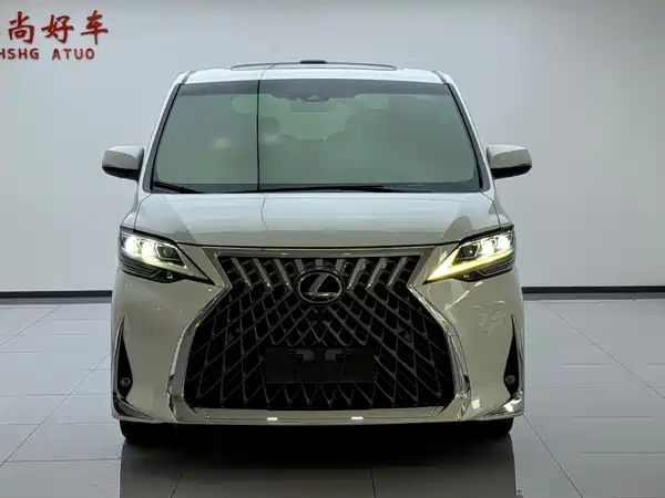 Lexus LM 2020