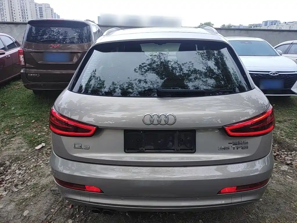 Audi Q3 2015 — фото 6