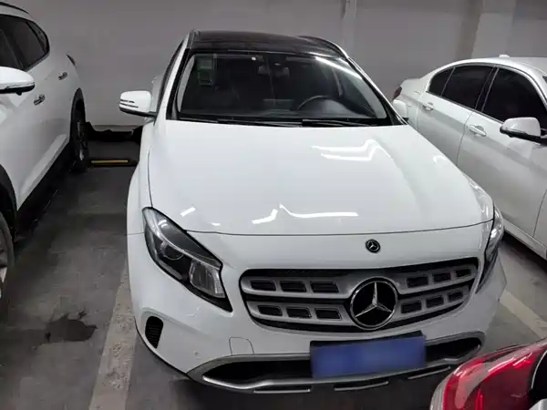 Mercedes-Benz GLA 2018