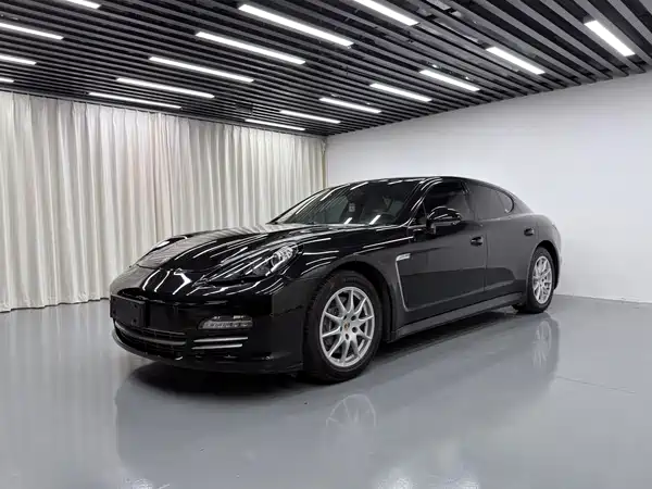 Porsche Panamera 2013