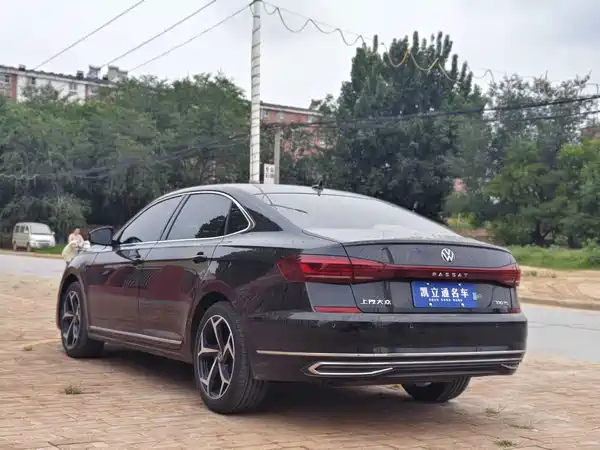 Volkswagen Passat 2024