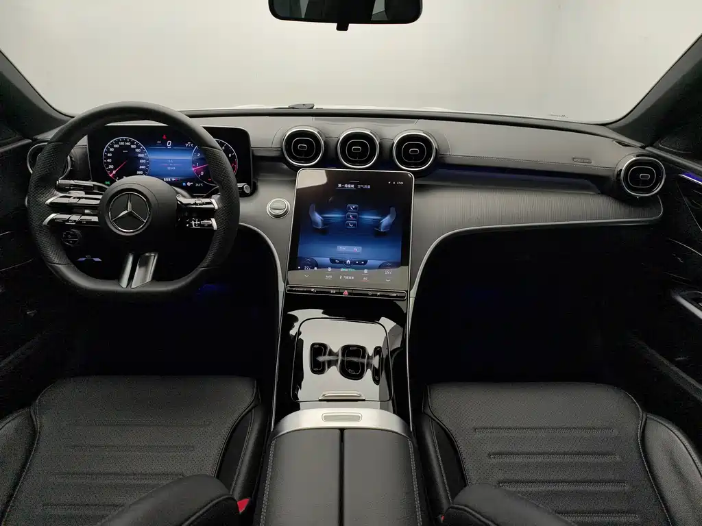 Mercedes-Benz C-Class 2022 — фото 15