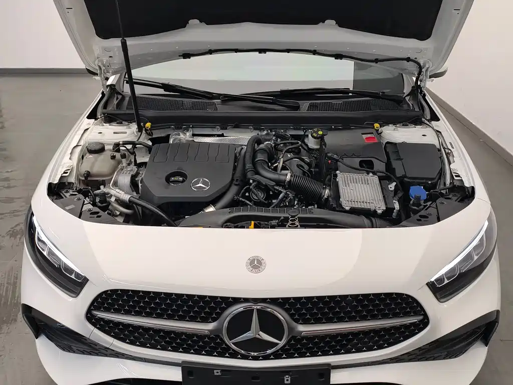 Mercedes-Benz A-Class 2023 — фото 22