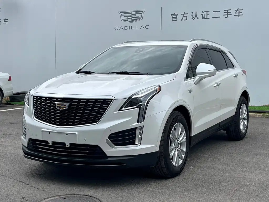 Cadillac XT5 2020 — фото 1