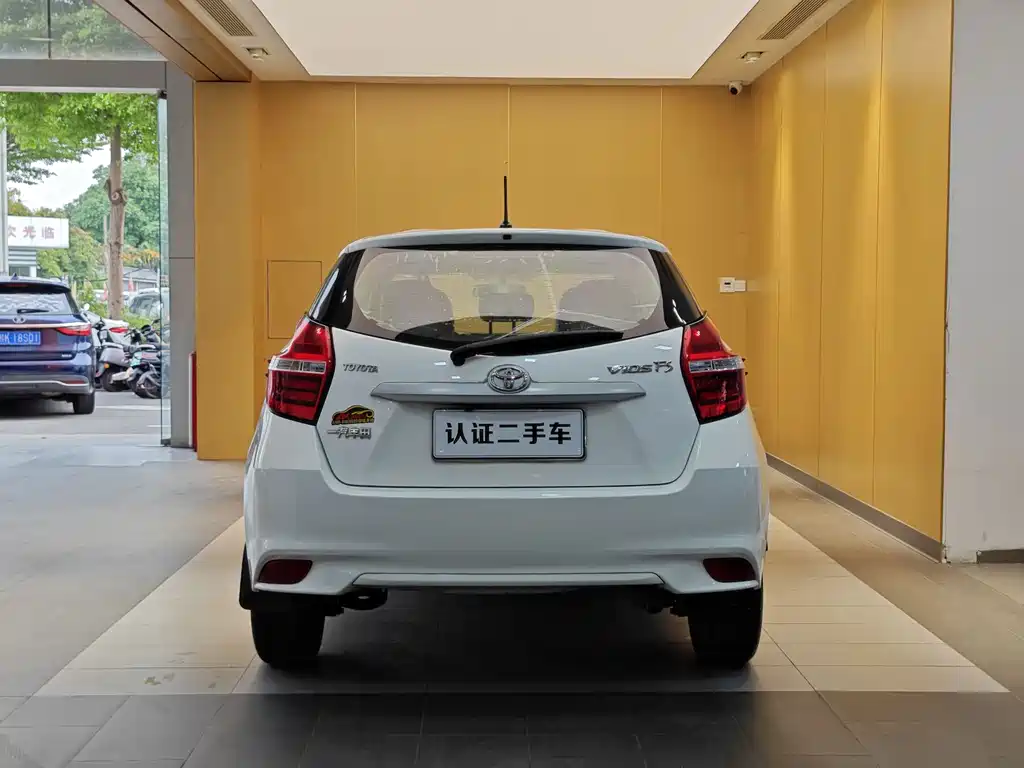 Toyota Vios FS 2017 — фото 28