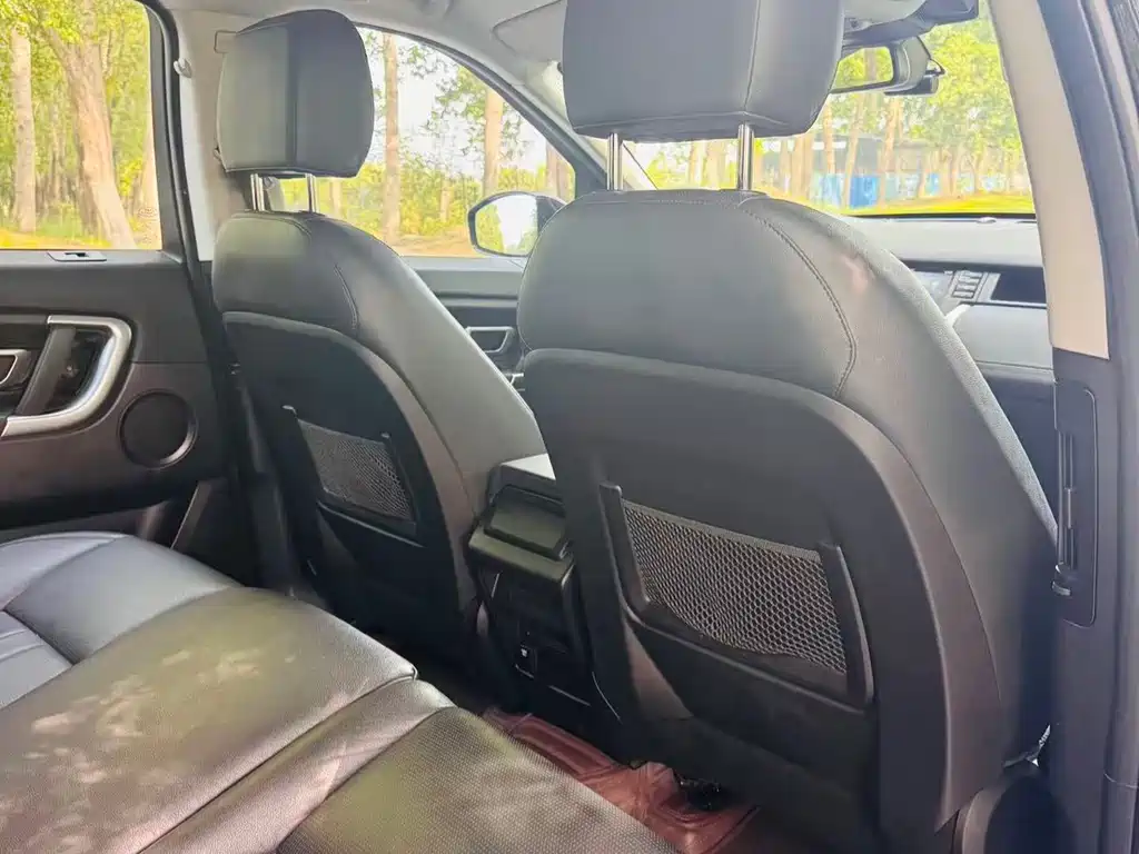 Land Rover Discovery Sport 2018 — фото 13