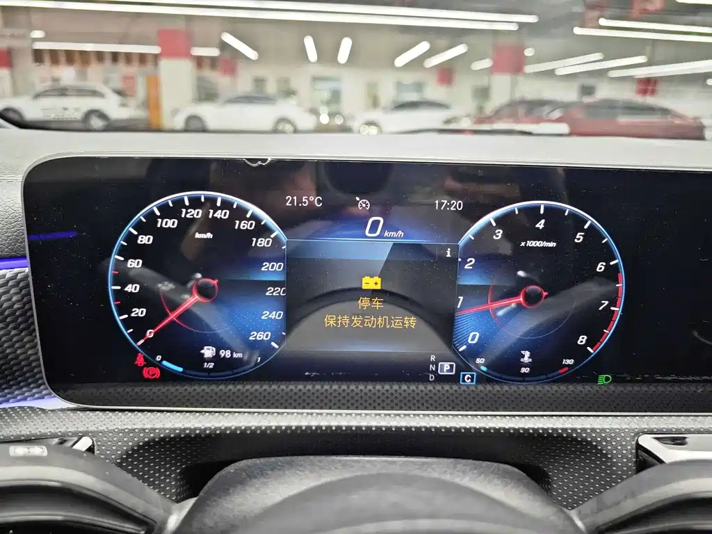 Mercedes-Benz A-Class 2020 — фото 10