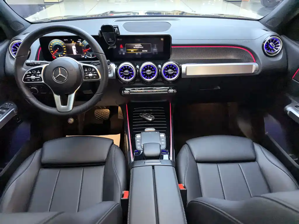 Mercedes-Benz GLB 2023 — фото 11
