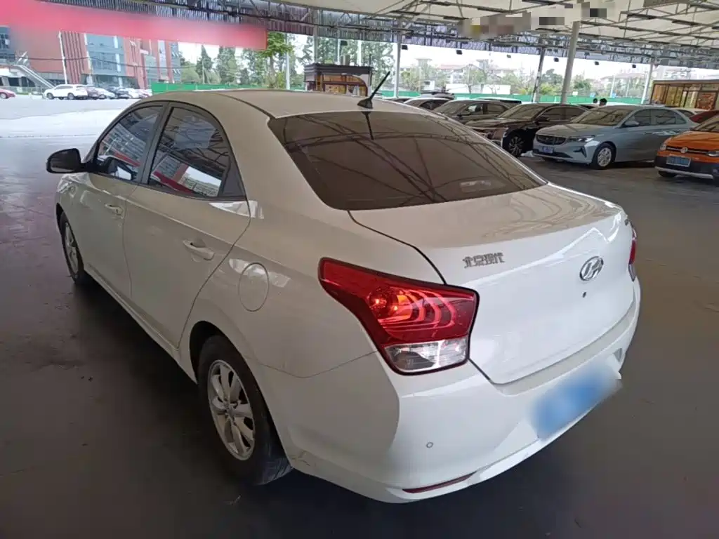 Hyundai Verna 2019 — фото 5