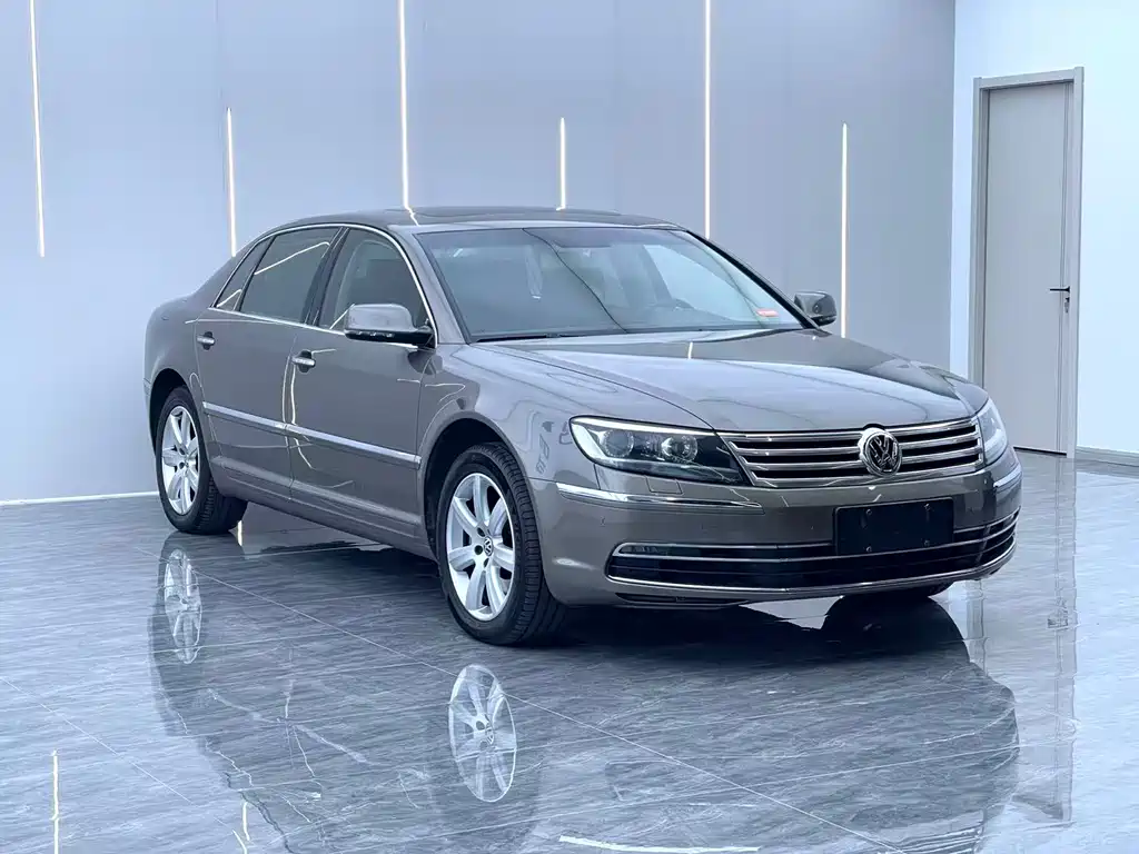 Volkswagen Phaeton 2015 — фото 3