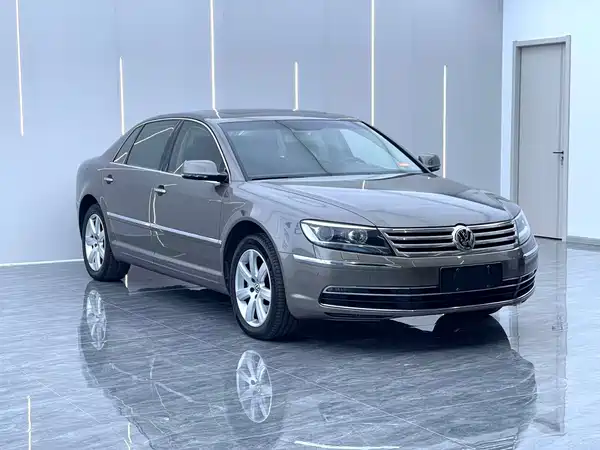 Volkswagen Phaeton 2015