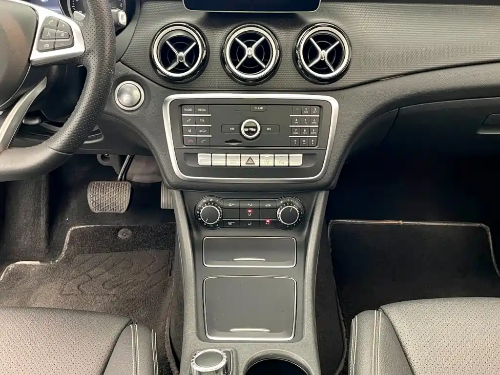 Mercedes-Benz GLA 2019 — фото 9