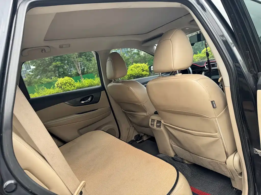Nissan X-Trail 2015 — фото 12