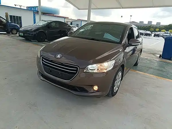 Peugeot 301 2014