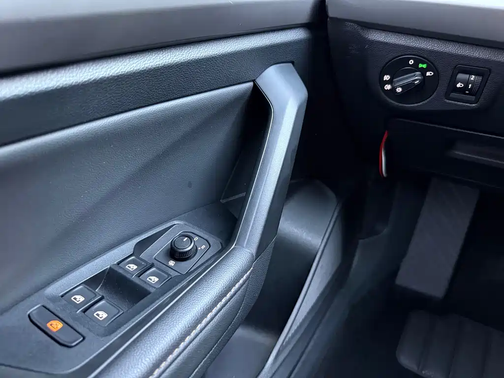 Volkswagen Lavida 2019 — фото 14