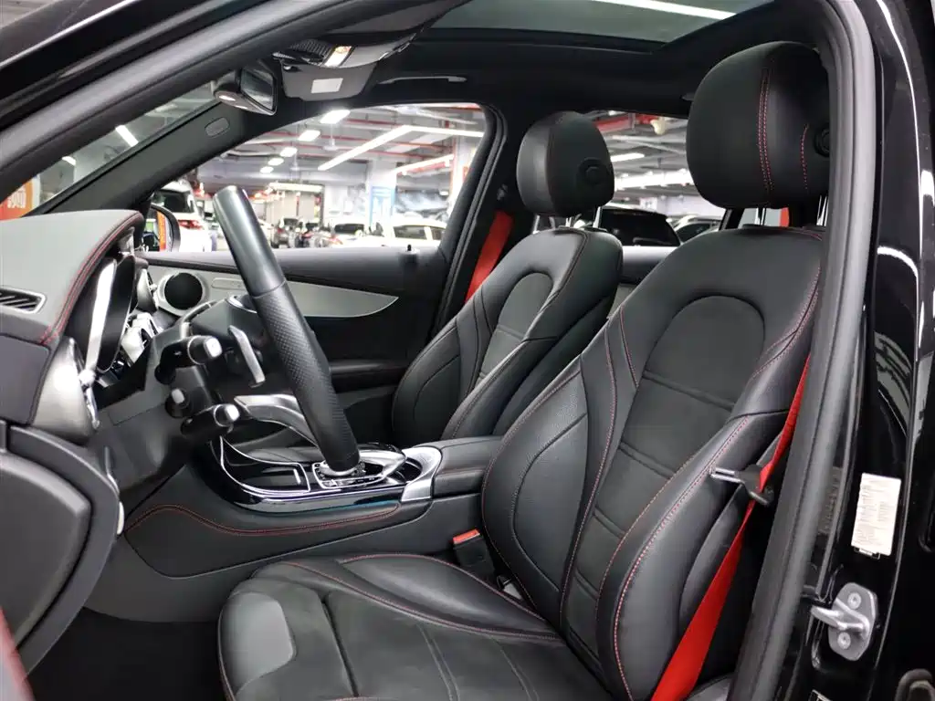 Mercedes-Benz GLC AMG 2019 — фото 7