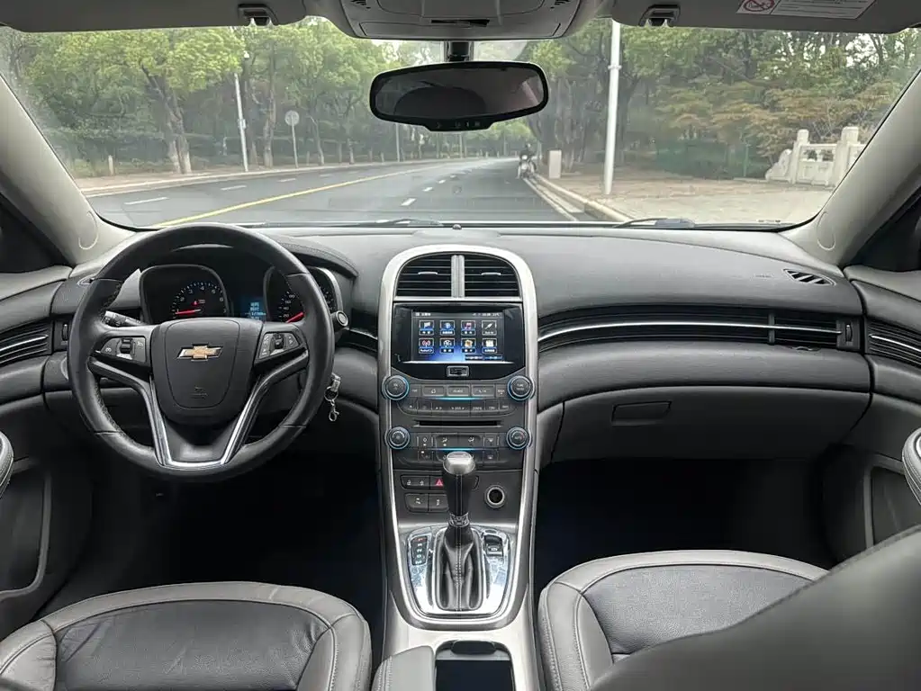 Chevrolet Malibu 2014 — фото 13