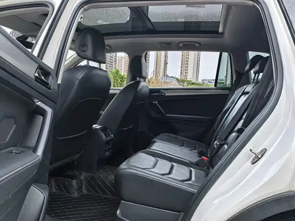 Volkswagen Tiguan L 2020