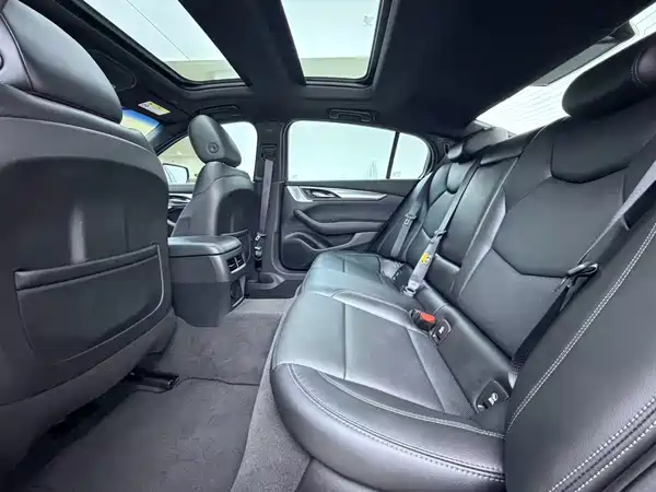 Cadillac CT5 2023