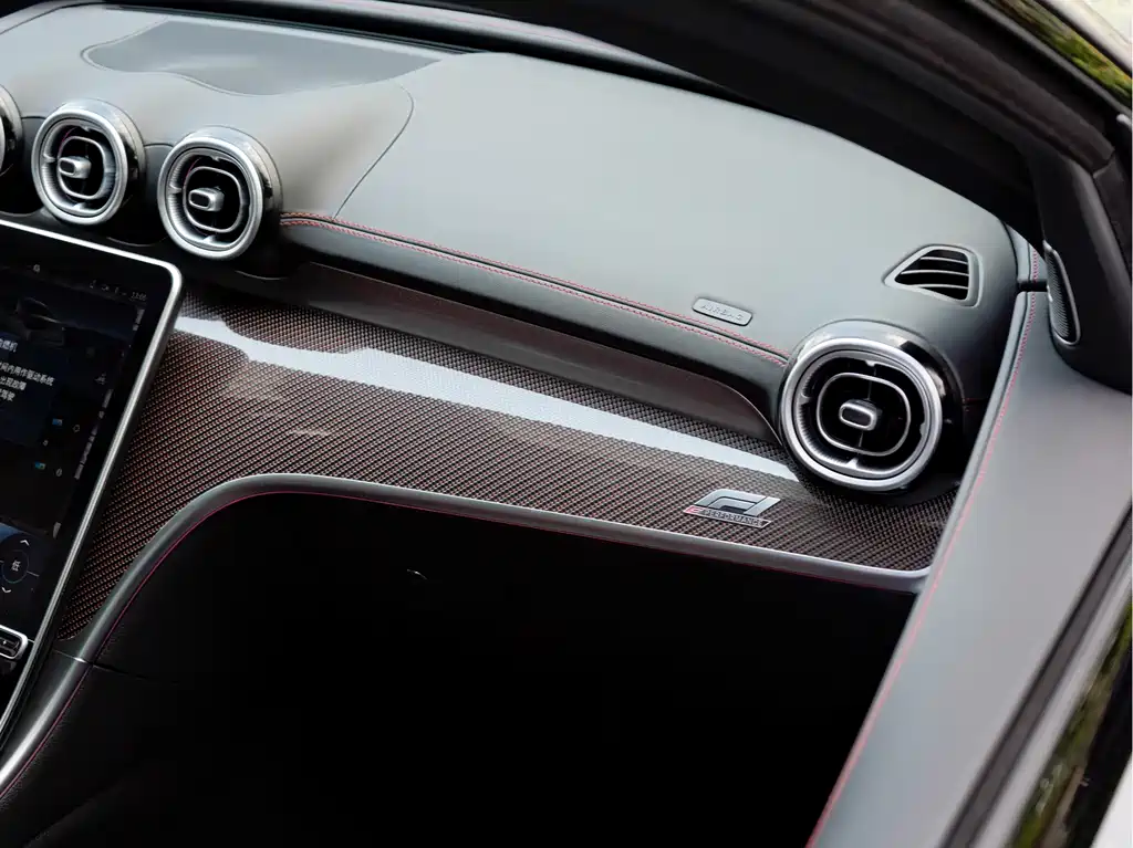 Mercedes-Benz C-Class AMG New Energy 2024 — фото 19