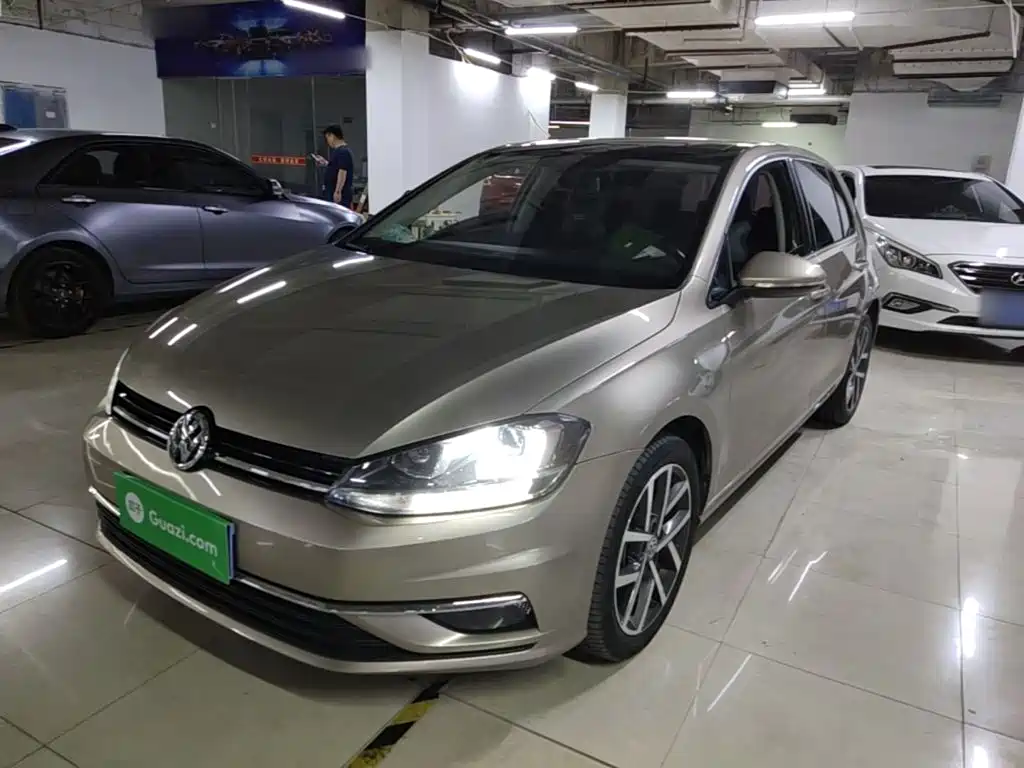 Volkswagen Golf 2020