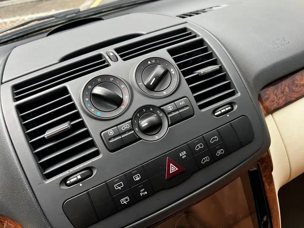Mercedes-Benz Vito 2015 — фото 13